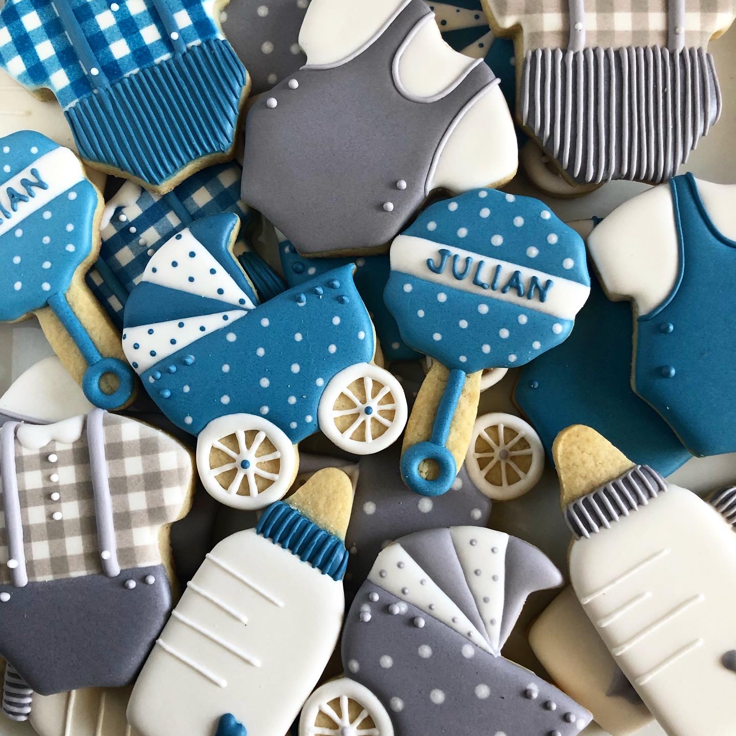 AA7ED682-7299-4F7E-9098-D896607BC57D